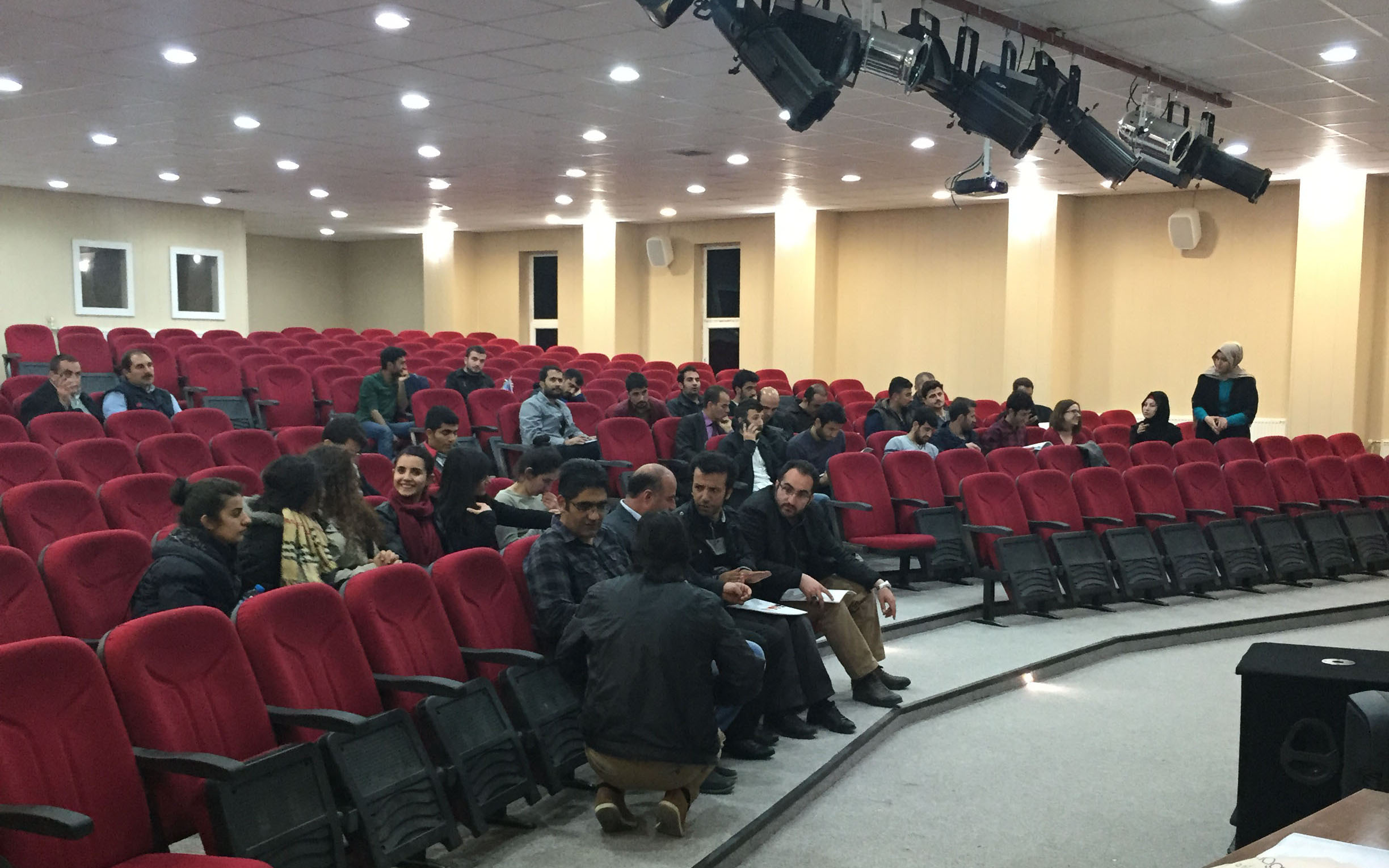 Van 100.YIL Üniversitesi Seminer